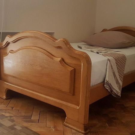 Ara & Gaya Аpartment Appartement Jerevan Buitenkant foto